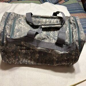 Camo NRA Bag. 9" x 11" x 18". (917)